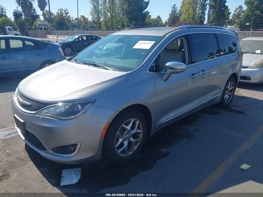 Vin: 2c4rc1gg9hr579028, lot: 46680549, chrysler pacifica limited 20172