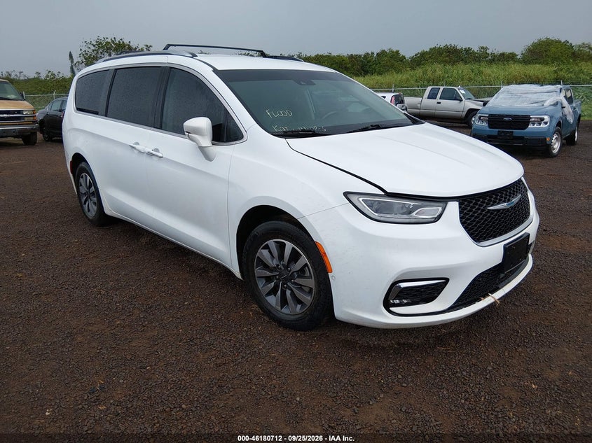 Vin: 2c4rc1l77mr591579, lot: 46680572, chrysler pacifica hybrid touring l 2021 img_1