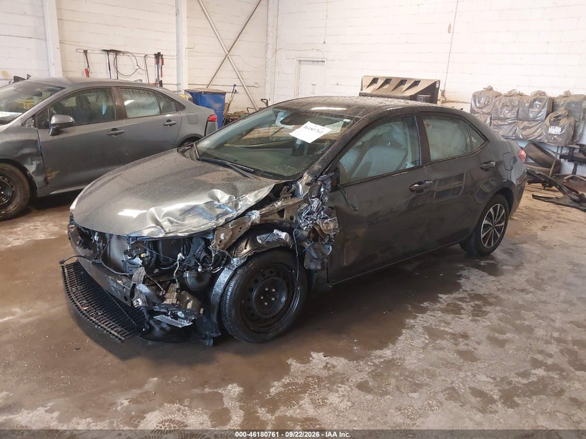 2018 Toyota Corolla, Удар спереду, IAAI, VIN 2T1BURHE5JC985484 — фото 2