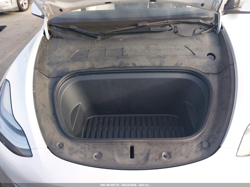 TESLA MODEL Y - zdjęcie 10