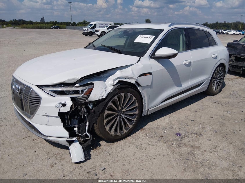 Vin: wa1vabge3kb021409, lot: 46680674, audi e-tron premium plus 20192