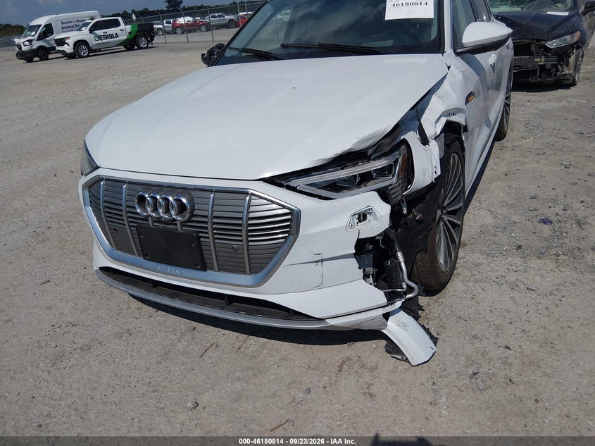 AUDI E-TRON 2019 VIN WA1VABGE3KB021409