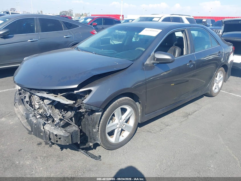 Vin: 4t1bf1fk0eu467274, lot: 46680755, toyota camry se 20142