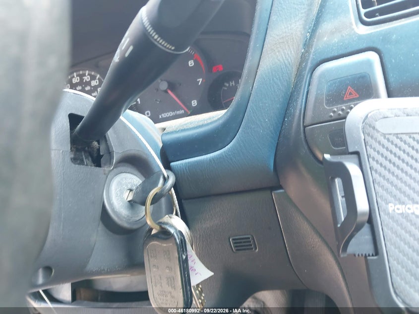 NISSAN PATHFINDER 1997 VIN JN8AR05Y5VW176706