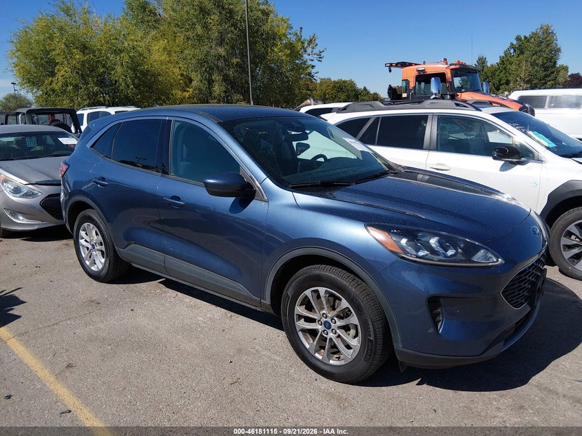 Vin: 1fmcu9g60luc77014, lot: 46680975, ford escape se 2020 img_1