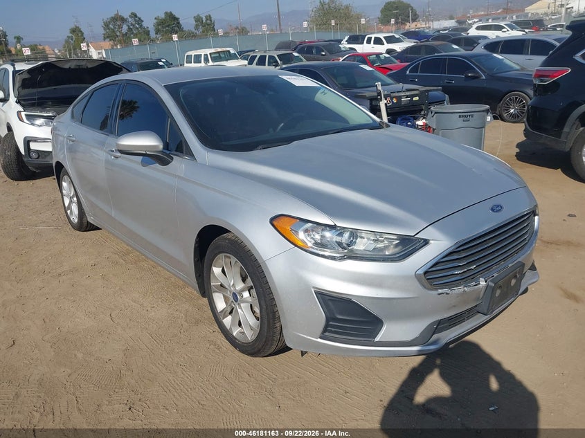 Vin: 3fa6p0lu8kr119752, lot: 46681023, ford fusion hybrid se 2019 img_1