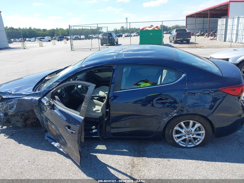 MAZDA MAZDA3 - zdjęcie 14