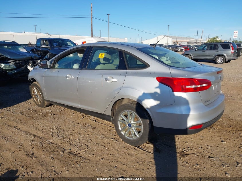 Vin: 1fadp3f27jl225285, lot: 46681238, ford focus se 20183