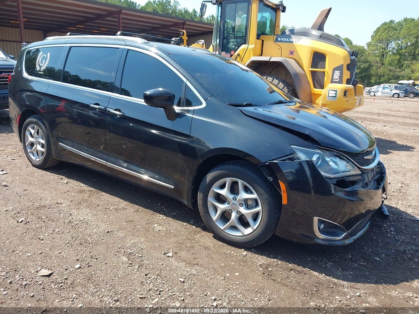 Vin: 2c4rc1eg3hr633362, lot: 46681312, chrysler pacifica touring-l plus 2017 img_1