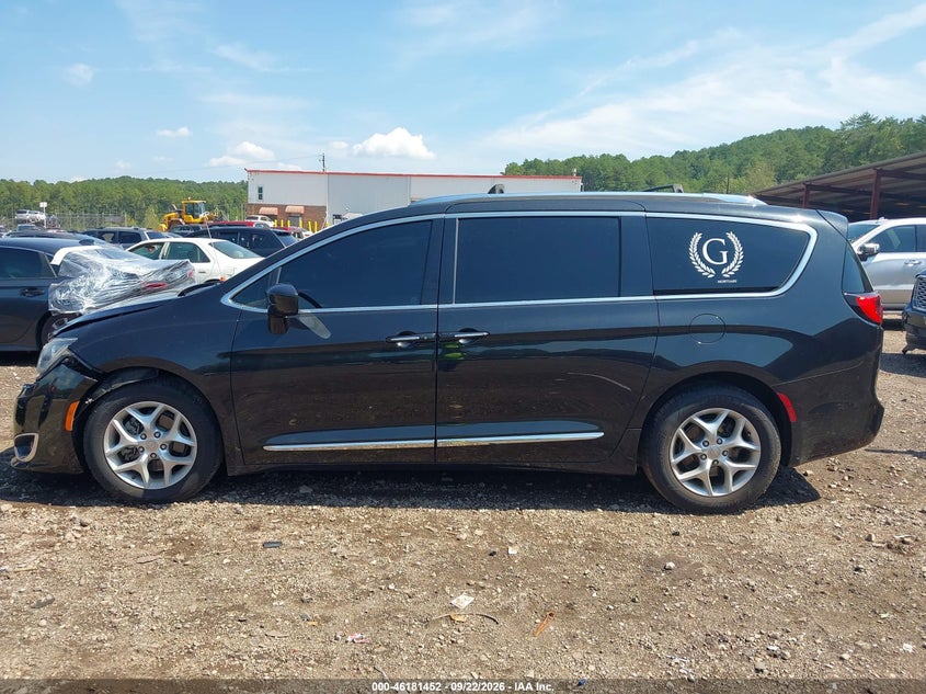 CHRYSLER PACIFICA - zdjęcie 14