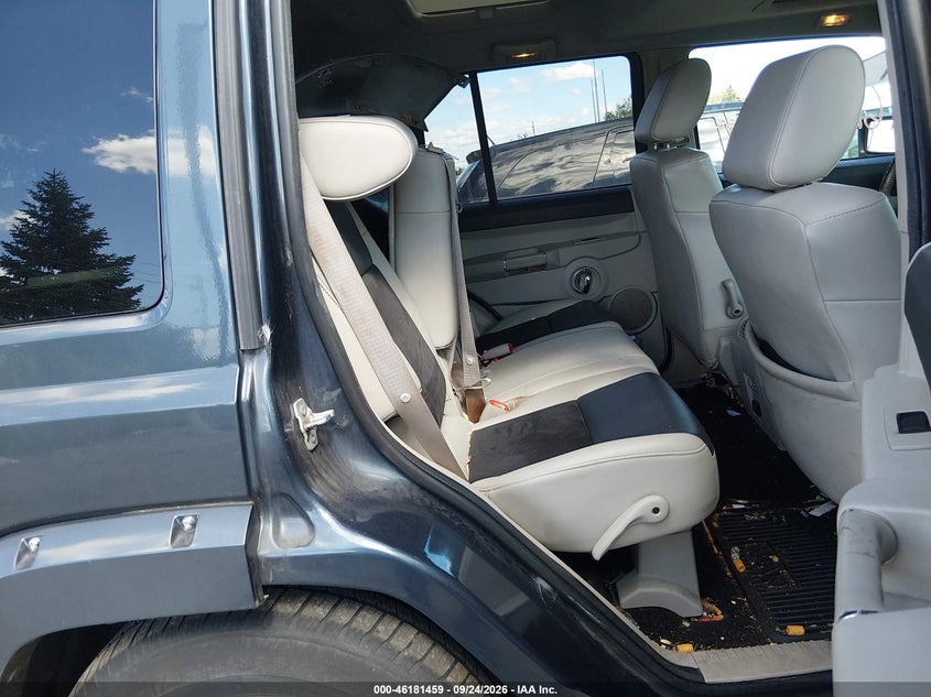 2008 JEEP COMMANDER OVERLAND · Фото 8