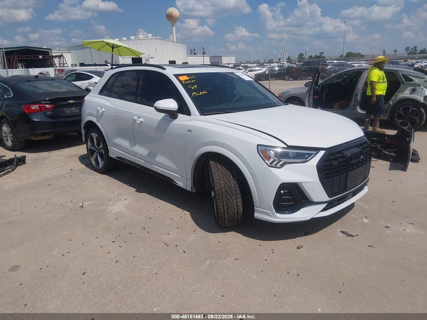 AUDI Q3 - zdjęcie 1