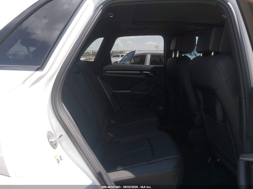 AUDI Q3 - zdjęcie 17