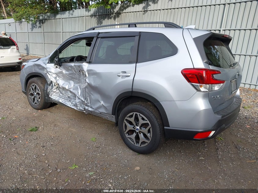 Vin: jf2skagcxlh464431, lot: 46681398, subaru forester premium 20203