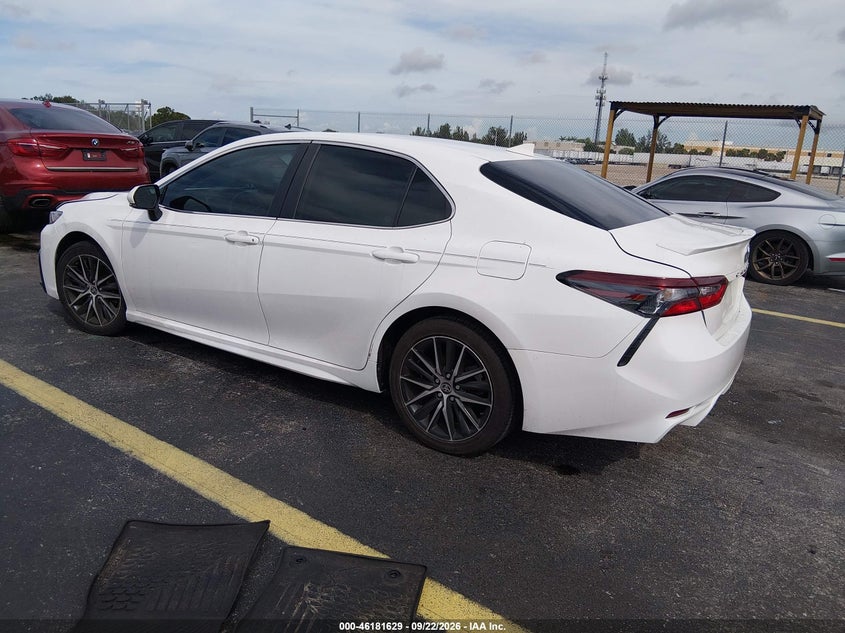 TOYOTA CAMRY - zdjęcie 3