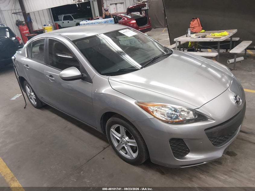 Vin: jm1bl1up4d1852817, lot: 46681601, mazda mazda3 i sport 2013 img_1
