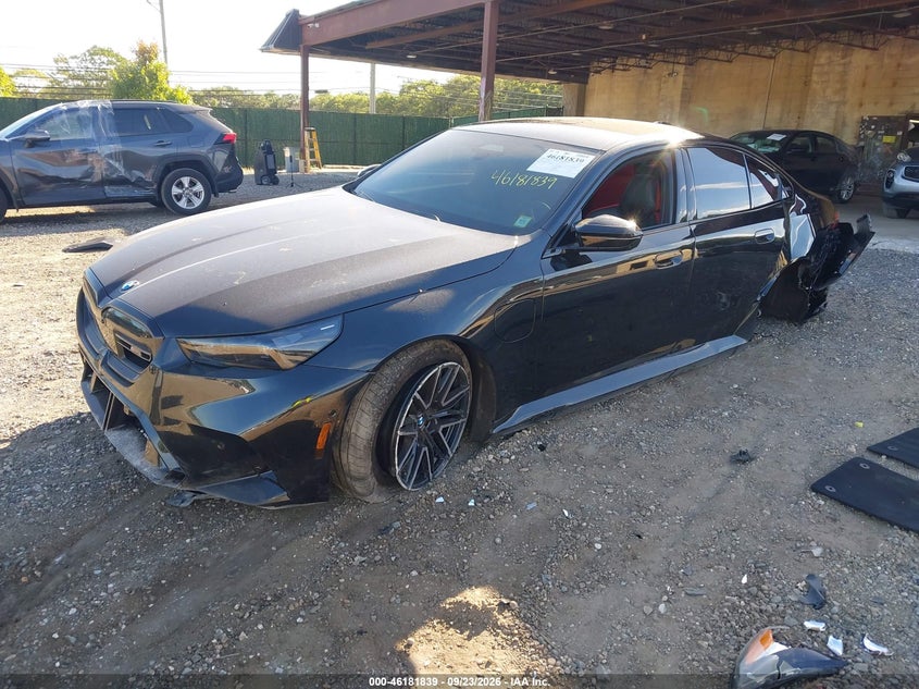 Vin: wbs83fk07tcw16624, lot: 46681699, bmw m5 20262