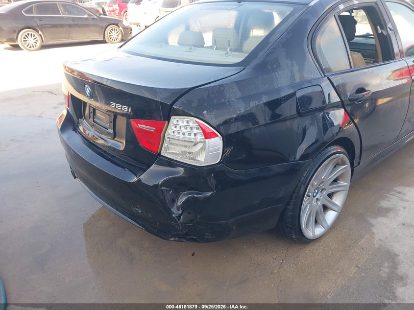 2009 BMW 328I · Фото 13