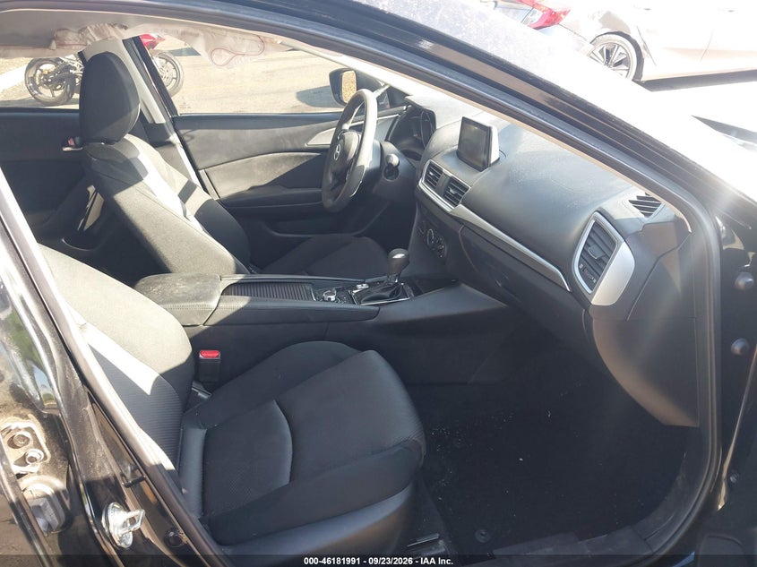 MAZDA MAZDA3 - zdjęcie 5