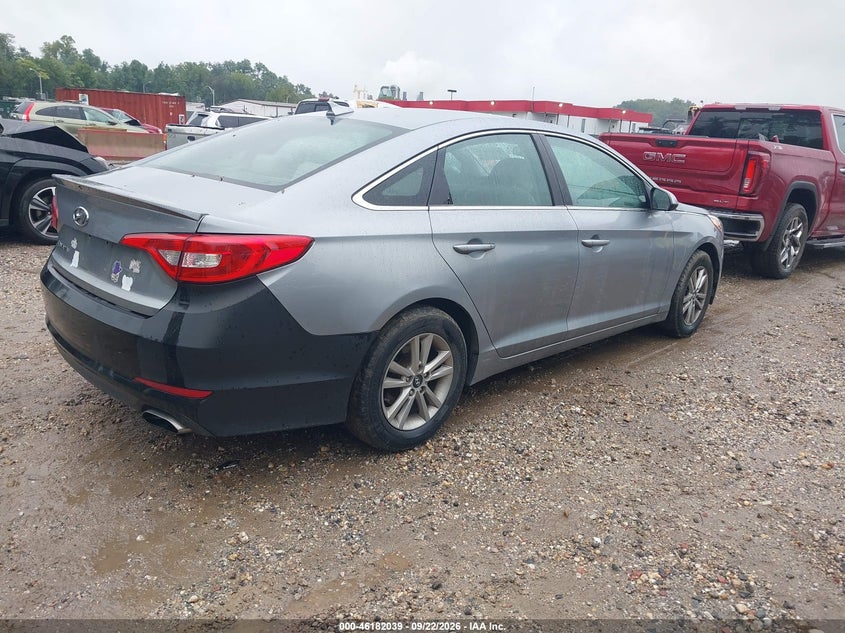 2017 Hyundai Sonata, Звичайний знос, IAAI, VIN 5NPE24AF6HH492588 — фото 2