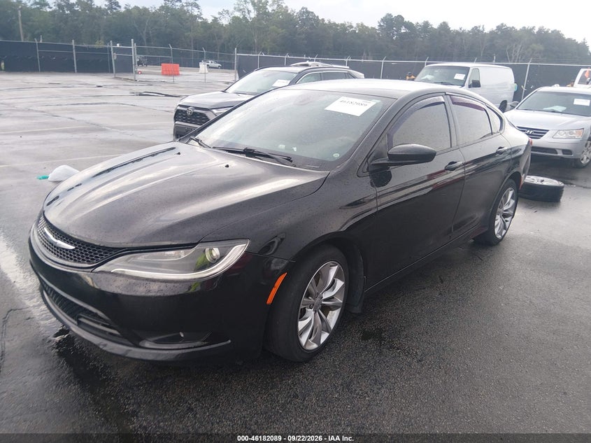 2015 Chrysler 200, Правий зад, IAAI, VIN 1C3CCCBG7FN638715 — фото 2