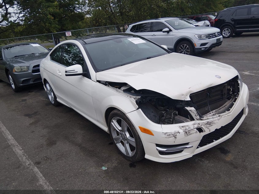 Vin: wddgj4hb2eg195516, lot: 46681991, mercedes-benz c 250 2014 img_1