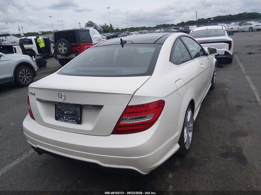 Vin: wddgj4hb2eg195516, lot: 46681991, mercedes-benz c 250 20144