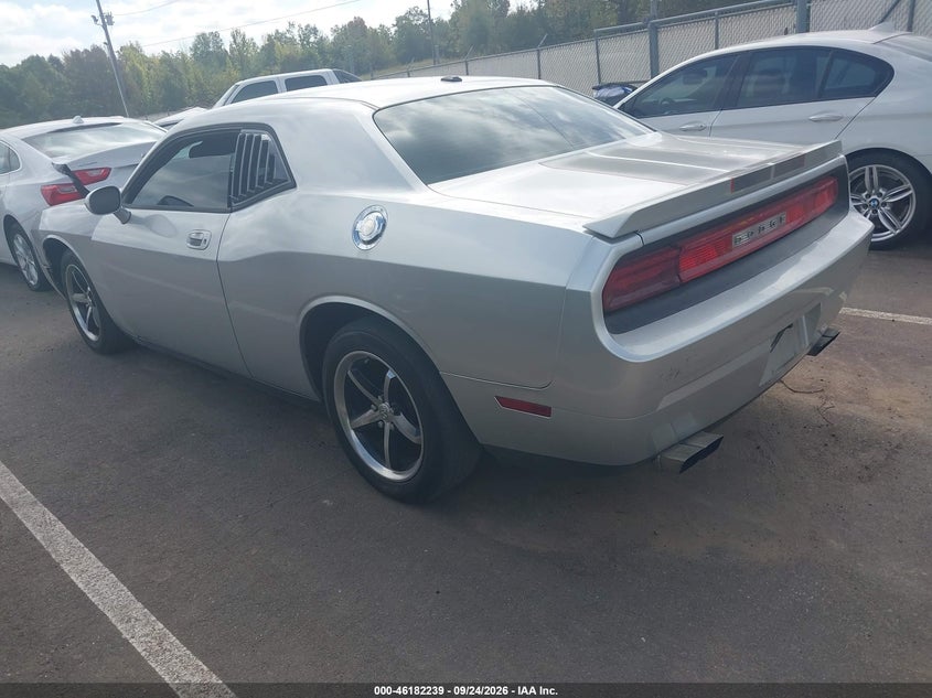 Vin: 2b3cj4dvxah184871, lot: 46682099, dodge challenger se 20103