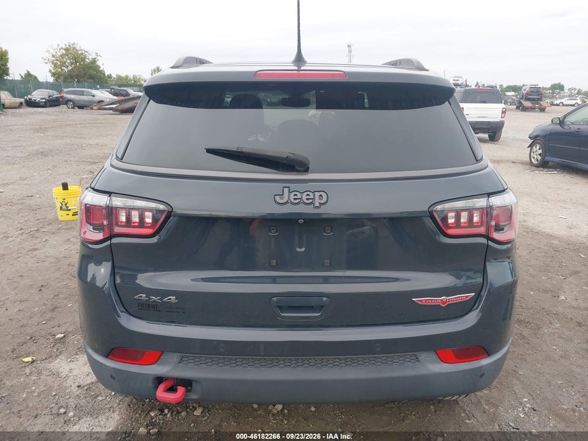 JEEP COMPASS 2018 VIN 3C4NJDDB1JT179885