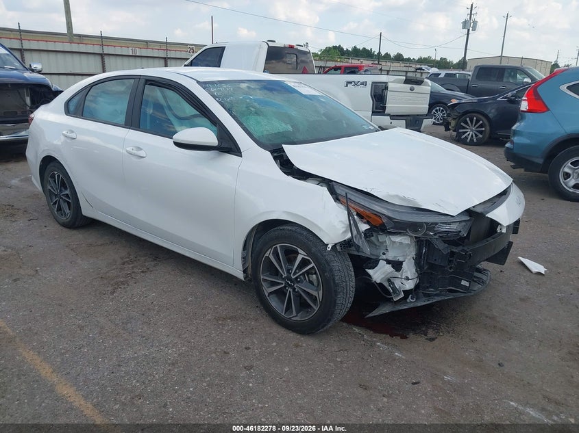 Vin: 3kpf24ad9pe555592, lot: 46682138, kia forte lxs 2023 img_1
