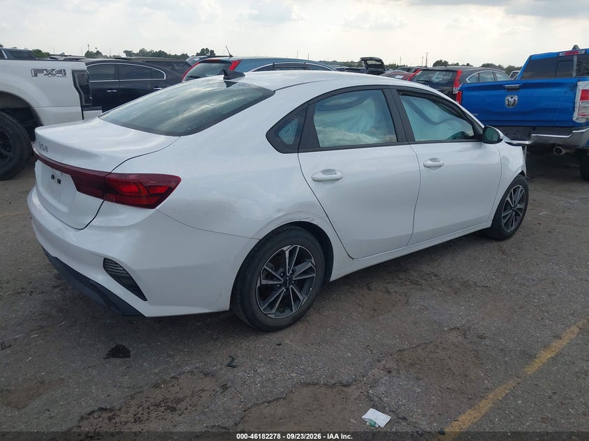 Vin: 3kpf24ad9pe555592, lot: 46682138, kia forte lxs 20234