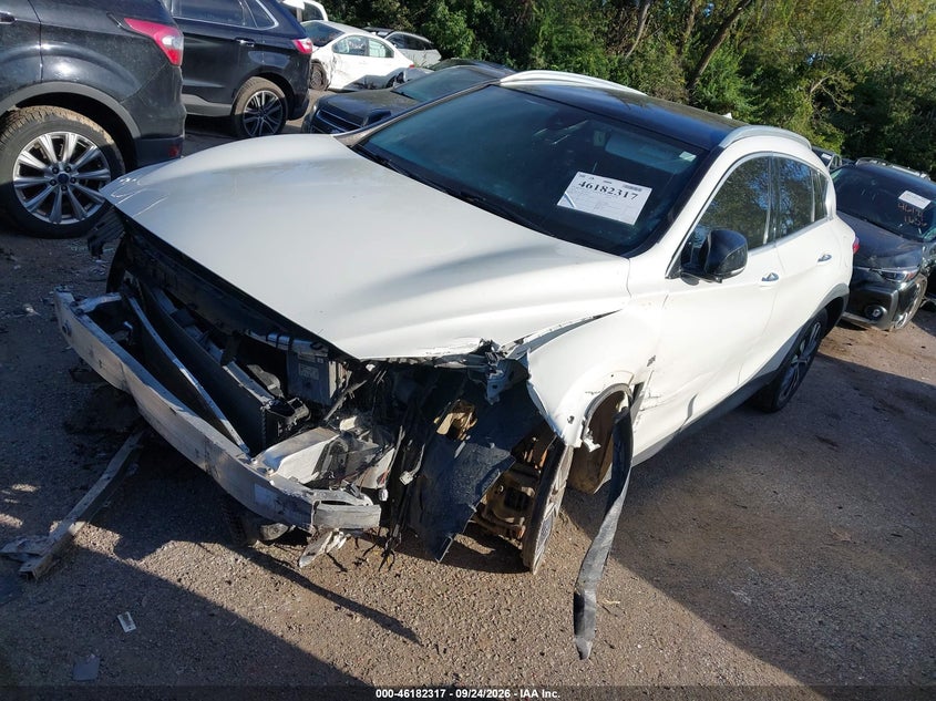 Vin: sjkch5cr7ja047855, lot: 46682177, infiniti qx30 premium 20182