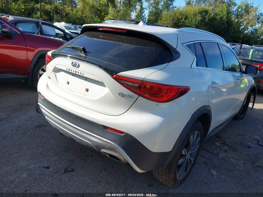 Vin: sjkch5cr7ja047855, lot: 46682177, infiniti qx30 premium 20184