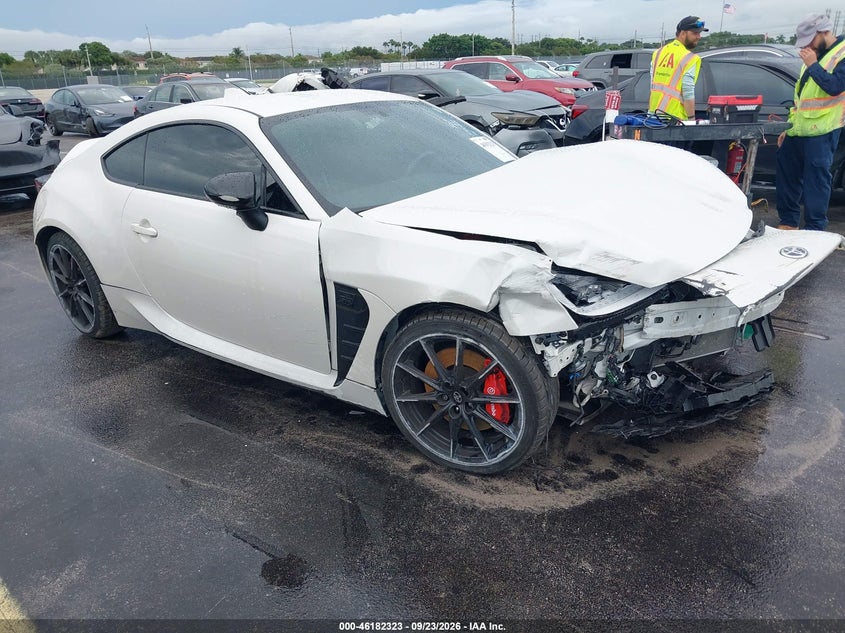 Vin: jf1znbe18s8754408, lot: 46682183, toyota gr86 premium 2025 img_1