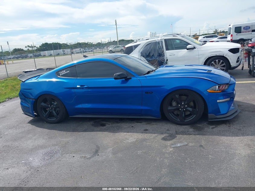 FORD MUSTANG - zdjęcie 13