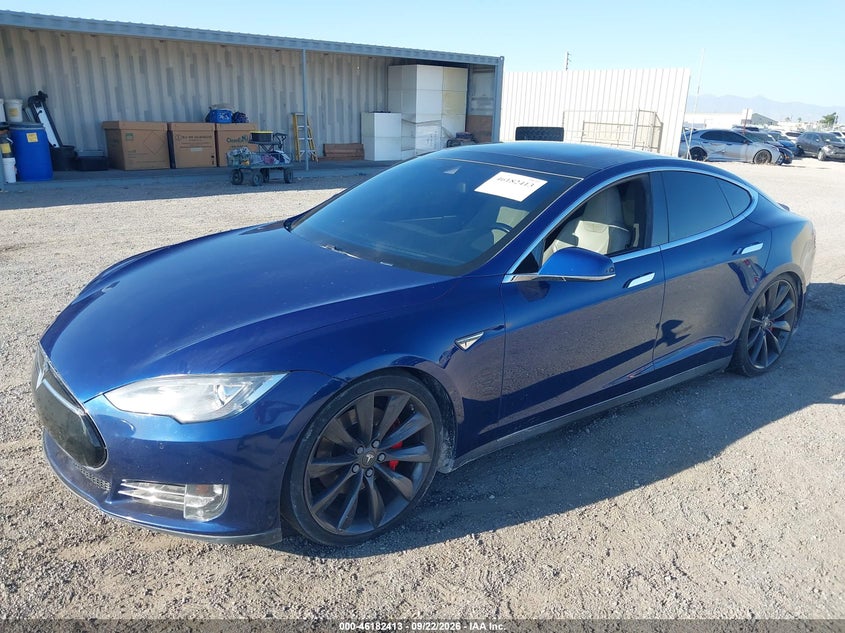 2015 Tesla Model S, Звичайний знос, IAAI, VIN 5YJSA1E4XFF109180 — фото 2