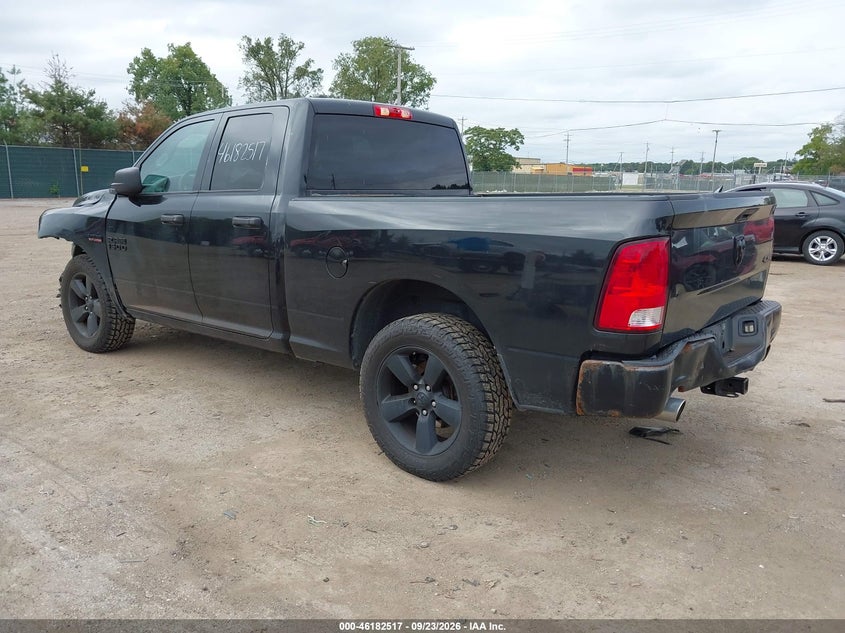 Vin: 1c6rr7ft2js273915, lot: 46682377, ram 1500 st 20183