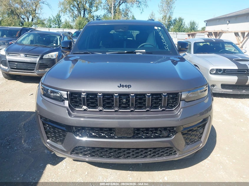 JEEP GRAND CHEROKEE L - zdjęcie 12