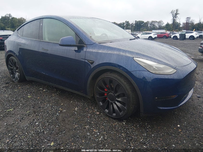 Vin: 7saygdef5pf811200, lot: 46682588, tesla model y performance dual motor all-wheel drive 2023 img_1