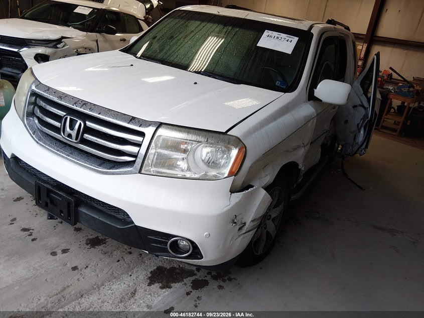 Vin: 5fnyf3h92db031229, lot: 46682604, honda pilot touring 20132