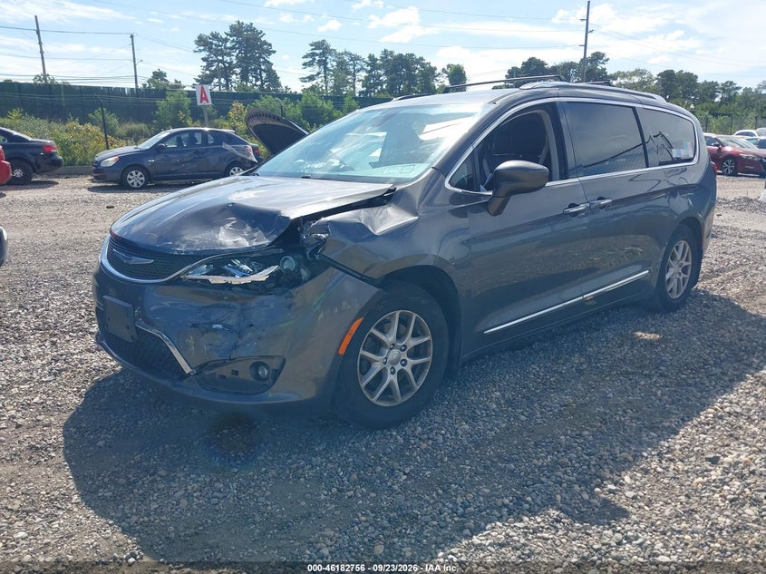 Vin: 2c4rc1bg8lr121741, lot: 46682616, chrysler pacifica touring l 20202