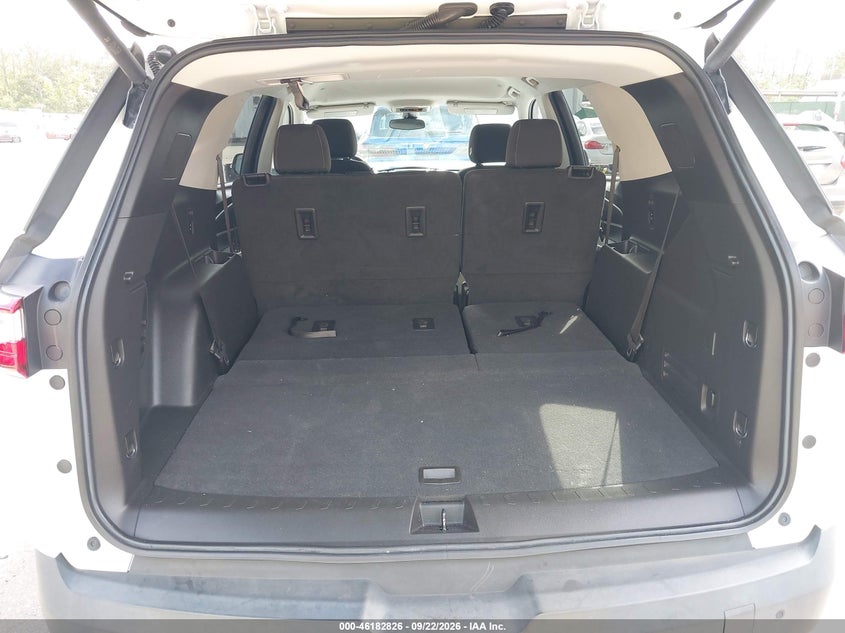 CHEVROLET TRAVERSE 2021 VIN 1GNEVGKW2MJ246749