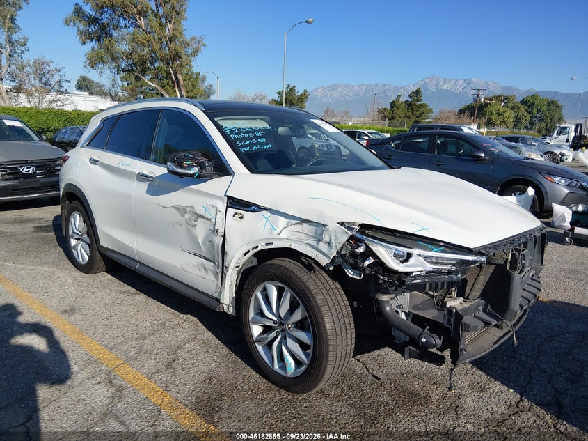 Vin: 3pcaj5m18kf112325, lot: 46682724, infiniti qx50 essential 2019 img_1