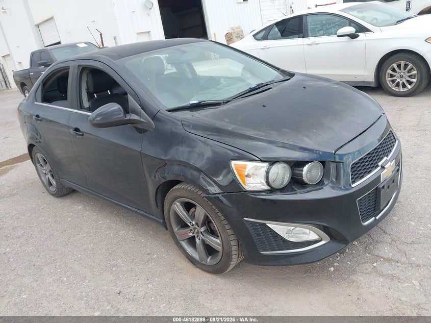 2016 CHEVROLET SONIC auction photo 1