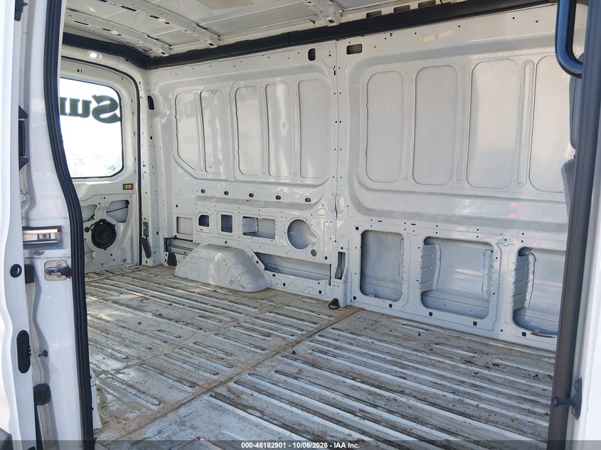 2019 FORD TRANSIT-250 · Фото 8