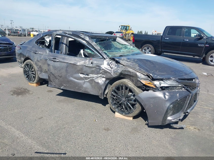 Vin: 4t1k61ak2ru190740, lot: 46682780, toyota camry xse 2024 img_1