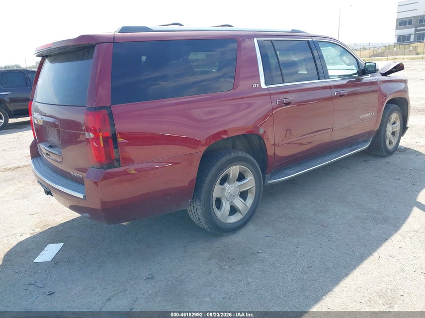 CHEVROLET SUBURBAN - zdjęcie 4