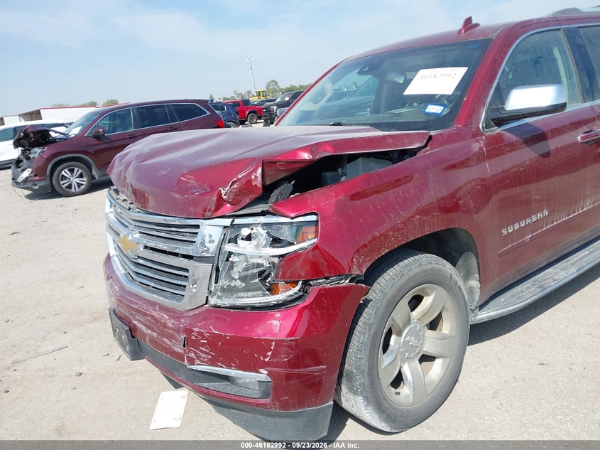 CHEVROLET SUBURBAN - zdjęcie 6
