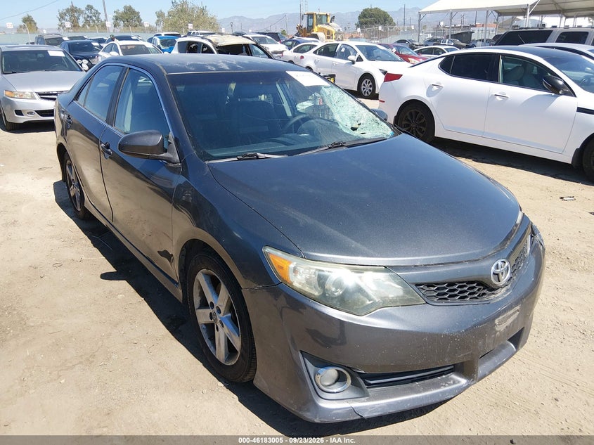 2013 Toyota Camry SE