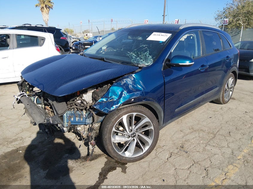 Vin: kndce3lc0h5095504, lot: 46682885, kia niro touring 20172